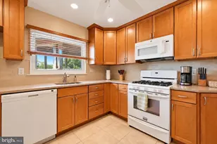 1208 Salem Rd, Burlington, NJ 08016 - Photo 9