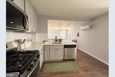 230 Spring Street, Bordentown, NJ 08505 - Photo 9