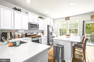 9 Autumn Park Blvd, Medford, NJ 08055 - Photo 9