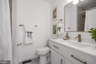 1 Dickson Dr, Medford, NJ 08055 - Photo 33