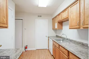 302 Kelly Cove, Mount Laurel, NJ 08054 - Photo 13