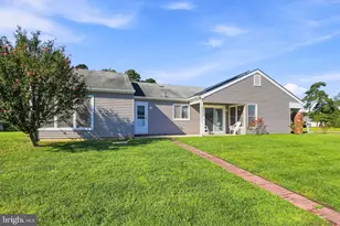 65 Westminster Dr S, Southampton, NJ 08088 - Photo 3