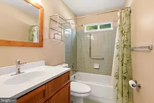 65 Westminster Dr S, Southampton, NJ 08088 - Photo 17