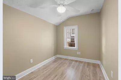 211 Lafayette Street, Bordentown, NJ 08505 - Photo 11
