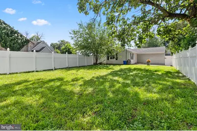 211 Lafayette Street, Bordentown, NJ 08505 - Photo 17