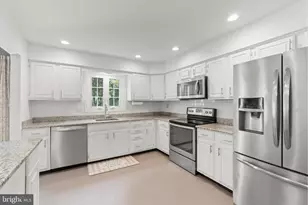 23 Hilltop Ln, Medford, NJ 08055 - Photo 7