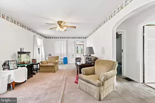 10 New York Ave, Burlington, NJ 08016 - Photo 27