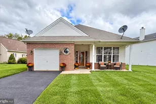 15 Foxchase Dr, Burlington, NJ 08016 - Photo 1