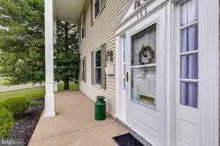 122 Cobblestone Dr, Mount Laurel, NJ 08054 - Photo 5