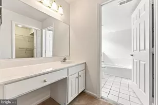 140 Peppergrass Dr S, Mount Laurel, NJ 08054 - Photo 27