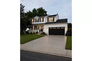 14 Powder Ln, Burlington, NJ 08016 - Photo 1