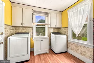 318 Conover St, Burlington, NJ 08016 - Photo 17
