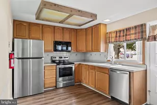 1 Westminster Dr S, Southampton Twp, NJ 08088 - Photo 11