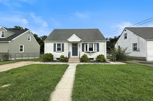 10 Watts Ave, Burlington, NJ 08016 - Photo 1