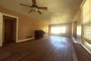124 W Franklin Ave, Edgewater Park, NJ 08010 - Photo 11