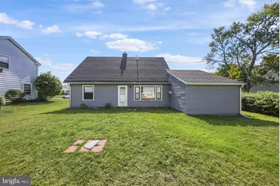 5 Barker Ln, Willingboro, NJ 08046 - Photo 5