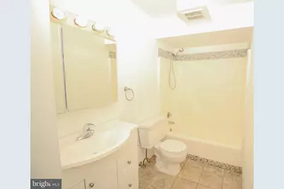115 E Kings Highway #410, Maple Shade, NJ 08052 - Photo 9