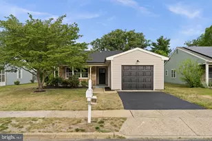 43 Kingston Way, Southampton, NJ 08088 - Photo 1