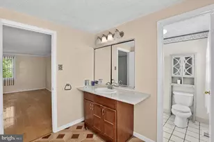 25 Traynor Ln, Willingborough, NJ 08046 - Photo 21