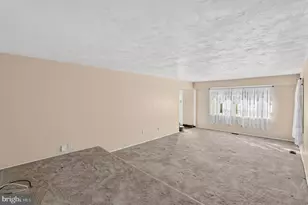 25 Traynor Ln, Willingborough, NJ 08046 - Photo 25