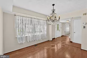 25 Traynor Ln, Willingborough, NJ 08046 - Photo 5