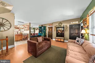 36 Manchester Ave, Marlton, NJ 08053 - Photo 3