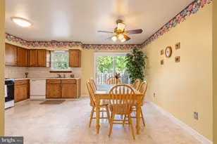 7 Norfolk Ct, Bordentown, NJ 08505 - Photo 9