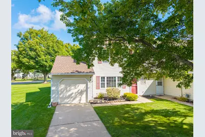 7 Norfolk Court, Bordentown, NJ 08505 - Photo 3
