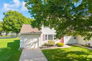 7 Norfolk Ct, Bordentown, NJ 08505 - Photo 3