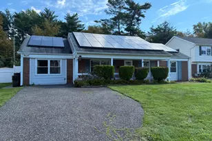 18 Glover Ln, Willingboro, NJ 08046 - Photo 1