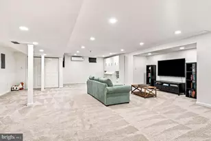 12 Wood View Dr, Mount Laurel, NJ 08054 - Photo 51