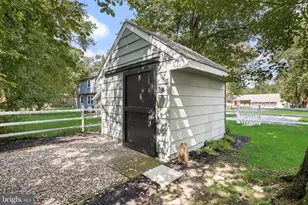 187 S Lakeside Dr E, Medford, NJ 08055 - Photo 41