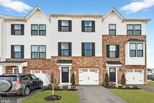 39 Sage Wy, Mount Laurel, NJ 08054 - Photo 1