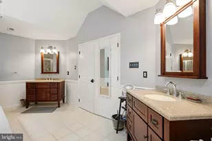 12 Bennington Dr, Medford, NJ 08055 - Photo 33