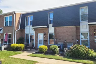 1013 Harbour Dr, Palmyra, NJ 08065 - Photo 1