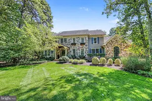 5 Tunbridge Wells Ct, Medford, NJ 08055 - Photo 1