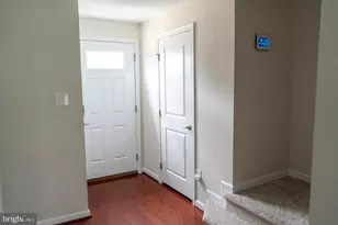 102 Benford Ln, Edgewater Park, NJ 08010 - Photo 9
