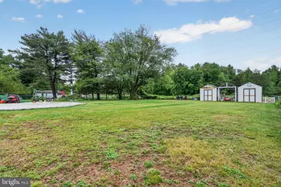 100 Coachman Drive, Bordentown, NJ 08505 - Photo 3