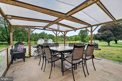 100 Coachman Drive, Bordentown, NJ 08505 - Photo 5