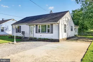 4 Pointville Rd, Pemberton, NJ 08068 - Photo 1