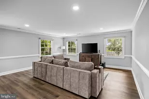 16 Creekview Rd, Willingboro, NJ 08046 - Photo 5