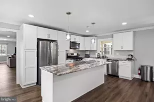 16 Creekview Rd, Willingboro, NJ 08046 - Photo 9