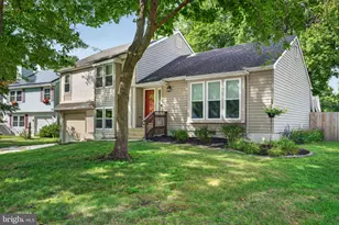 9 Camelia Ln, Mount Laurel, NJ 08054 - Photo 1