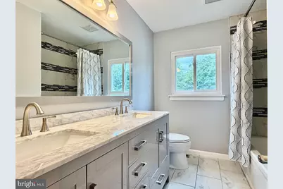 402 St David Drive, Mount Laurel, NJ 08054 - Photo 19