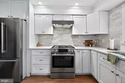 10 E Sutton Avenue, Moorestown, NJ 08057 - Photo 5