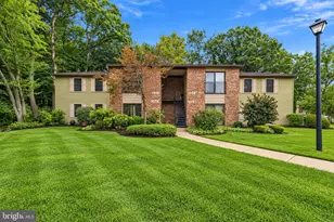 104 W Bluebell Ln, Mount Laurel, NJ 08054 - Photo 1