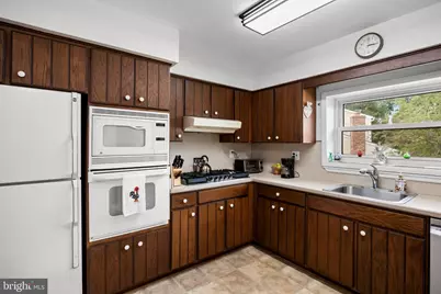 780 Carteret Court, Mount Laurel, NJ 08054 - Photo 13