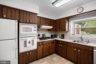 780 Carteret Ct, Mount Laurel, NJ 08054 - Photo 13