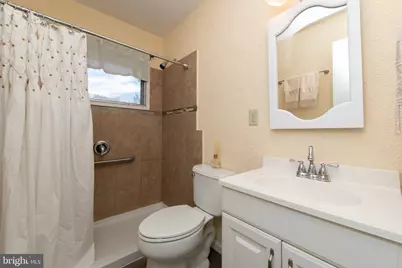 16 Holly Boulevard, Southampton Twp, NJ 08088 - Photo 11