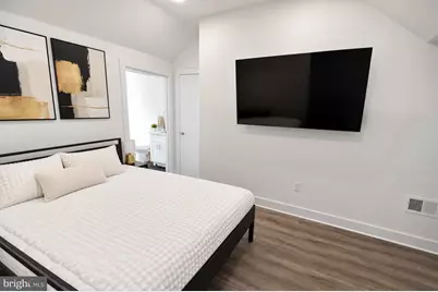 211 E Union Street, Burlington, NJ 08016 - Photo 7